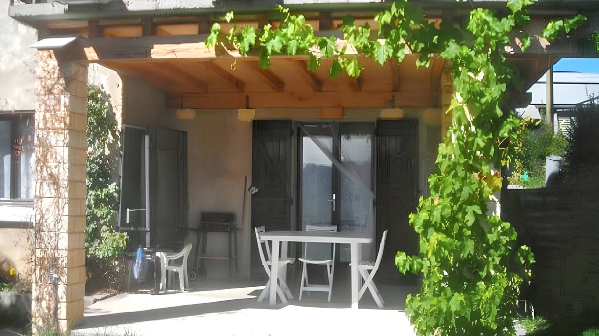 Selonnet Apartment | Homerez - Apartment Selonnet, pool