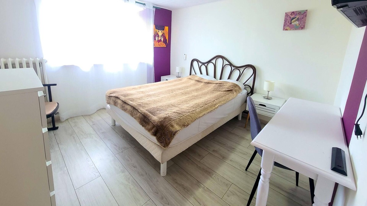 Villers-les-Nancy Apartment | Homerez - Appartement for 4 ppl. with garden and terrace at Villers-lès-Nancy