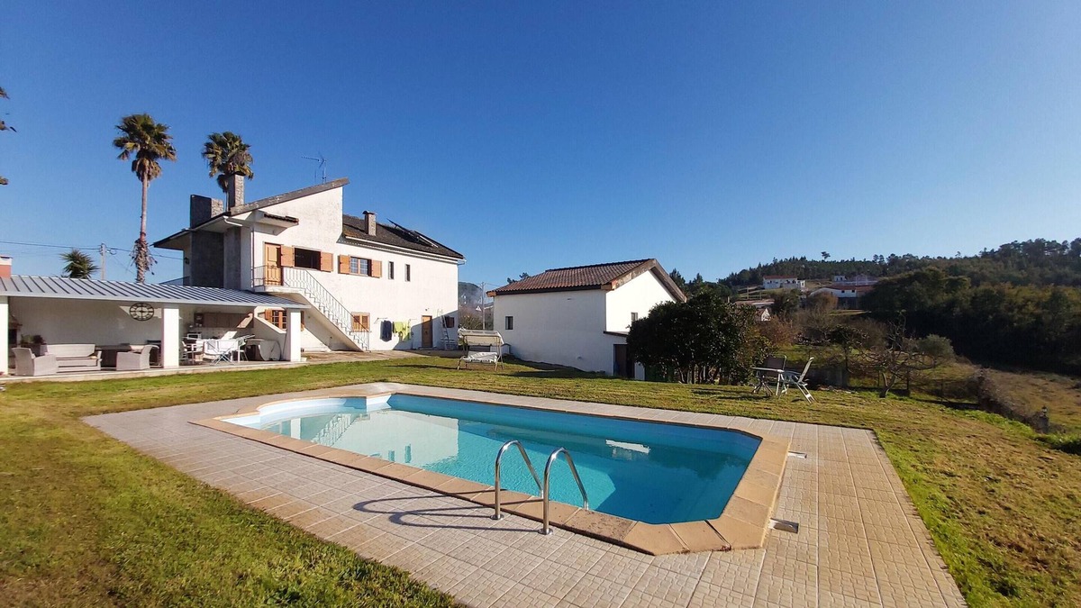 Tomar Apartment | Homerez - Appartement for 6 ppl. with swimming-pool at Praia do Ribatejo