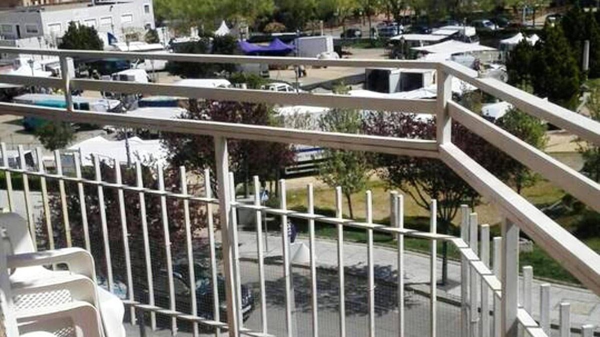 Navalcarnero Apartment | Homerez - Appartement 5 km away from the slopes for 6 ppl. at Navalcarnero