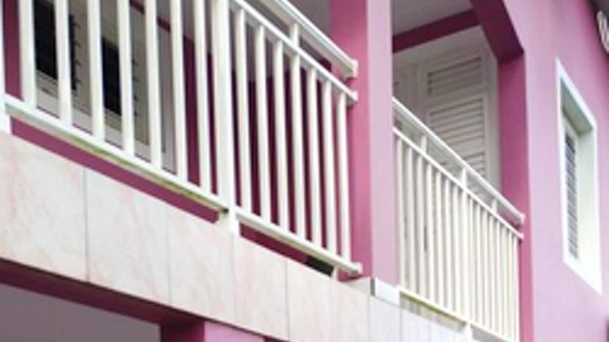 Sainte-Marie Apartment | Homerez - Appartement for 4 ppl. with garden and terrace at Sainte-Marie