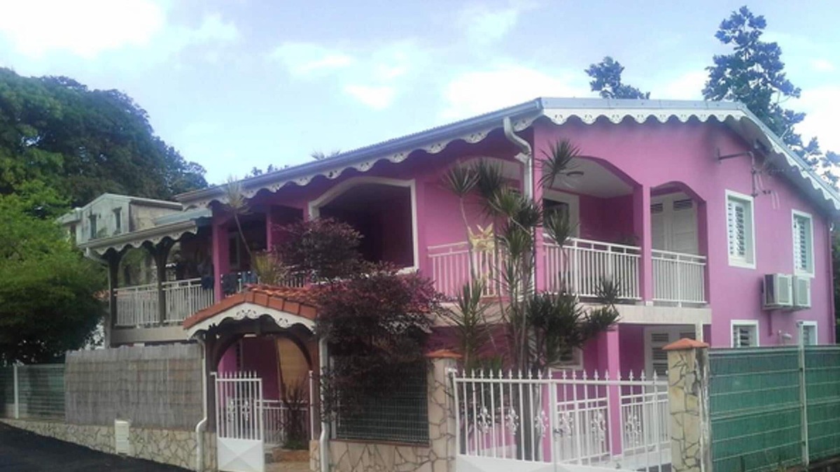 Sainte-Marie Apartment | Homerez - Appartement for 4 ppl. with garden and balcony at Sainte-Marie