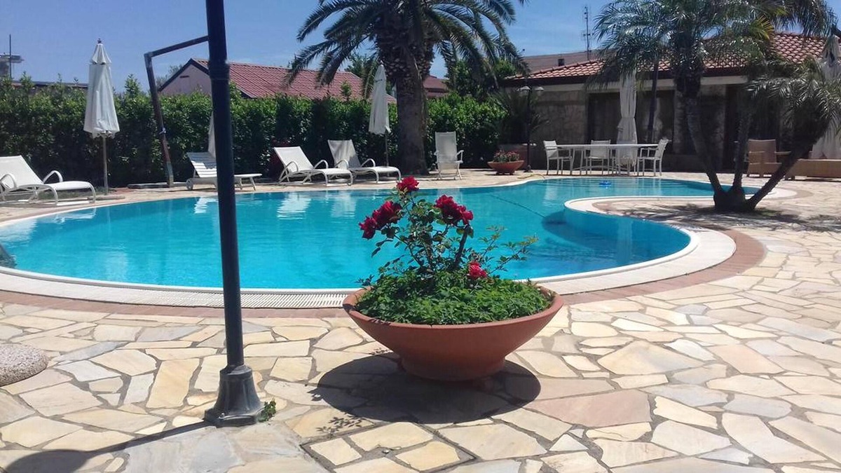 Eboli Apartment | Homerez - Appartement 400 m away from the beach for 5 ppl. with shared pool