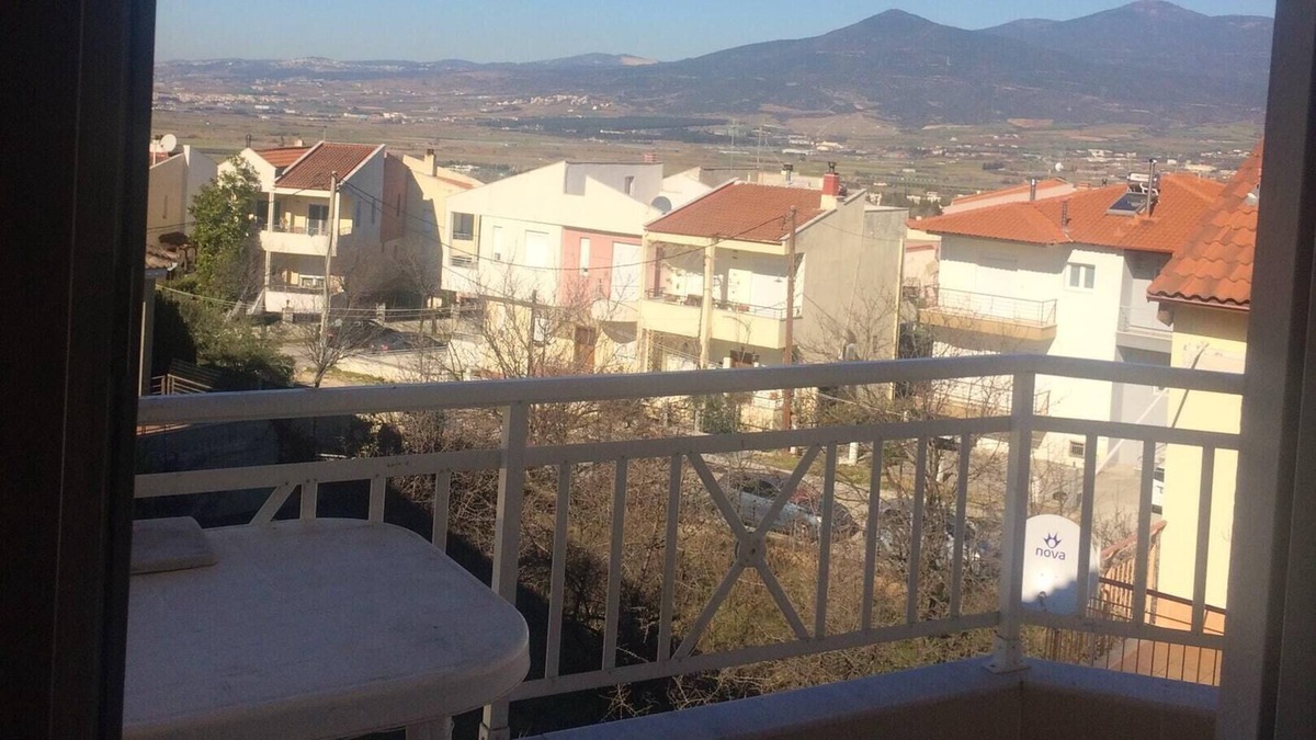 Thermi Apartment | Homerez - Appartement for 6 ppl. with garden, terrace and balcony at Thermi