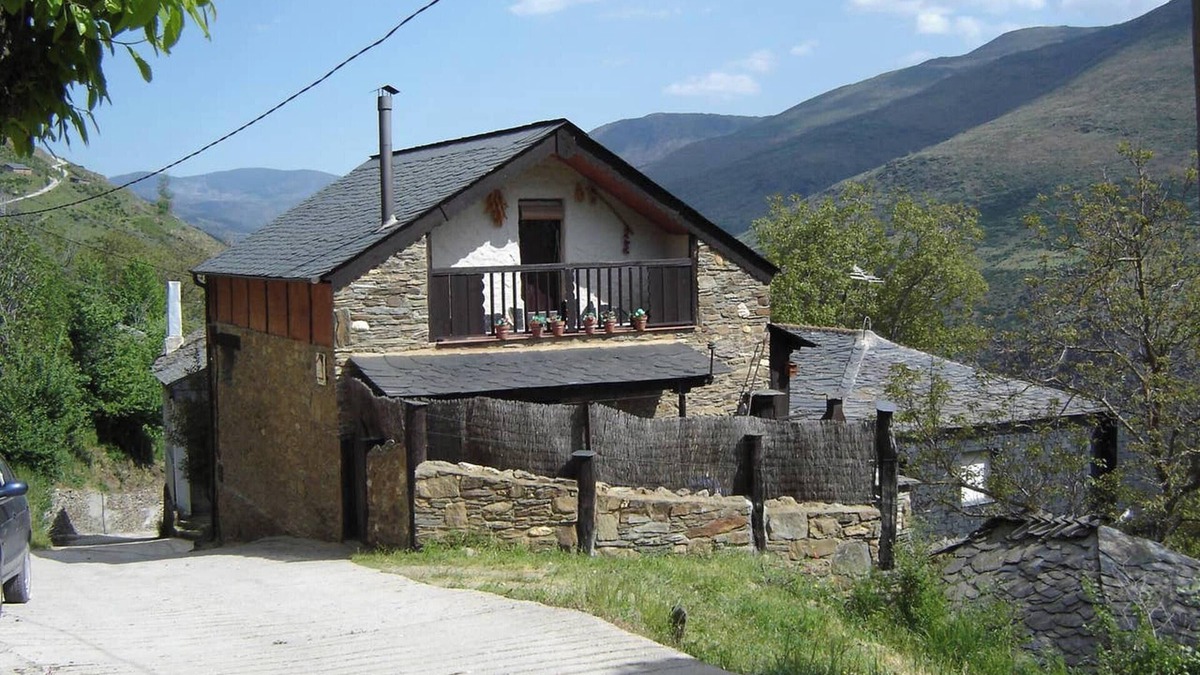 Odollo Apartment | Homerez - Apt Odollo, Mountain View