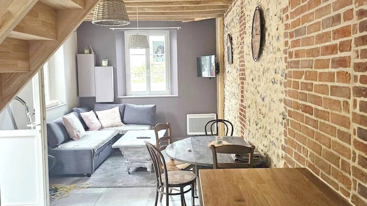 Neuf-Marche House | Homerez - Beautiful house for 4 ppl. with garden and terrace at Neuf-Marché
