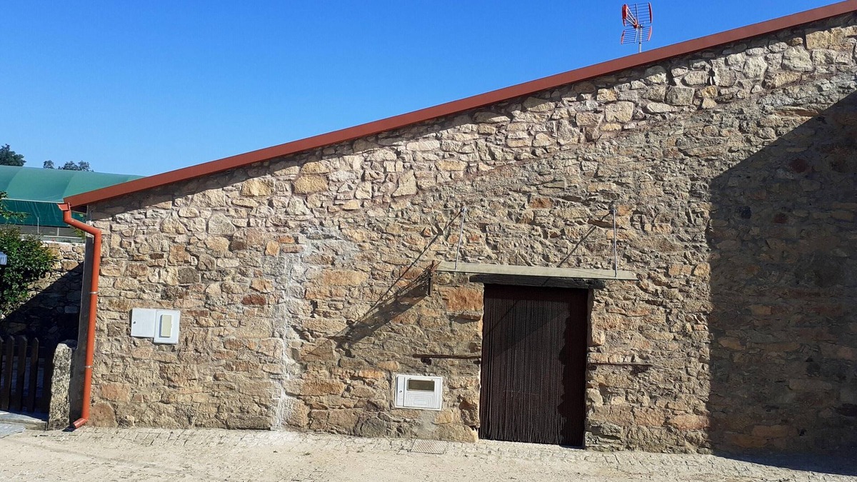 Salsas House | Homerez - Beautiful house for 3 ppl. with garden at Parada