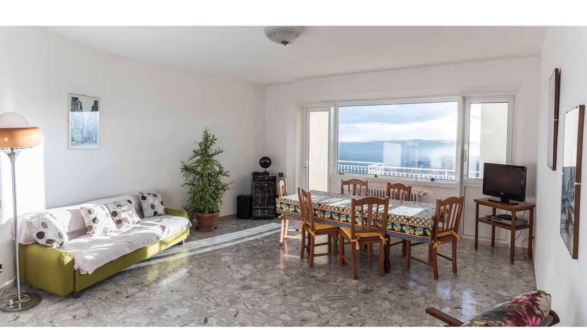 Recanati Old Town Apartment | Homerez - Big appartement 8 km away from the beach for 11 ppl. at Recanati