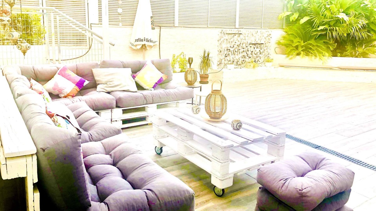 Rivas-Vaciamadrid House | Homerez - Big house for 10 ppl. with garden at Rivas-Vaciamadrid