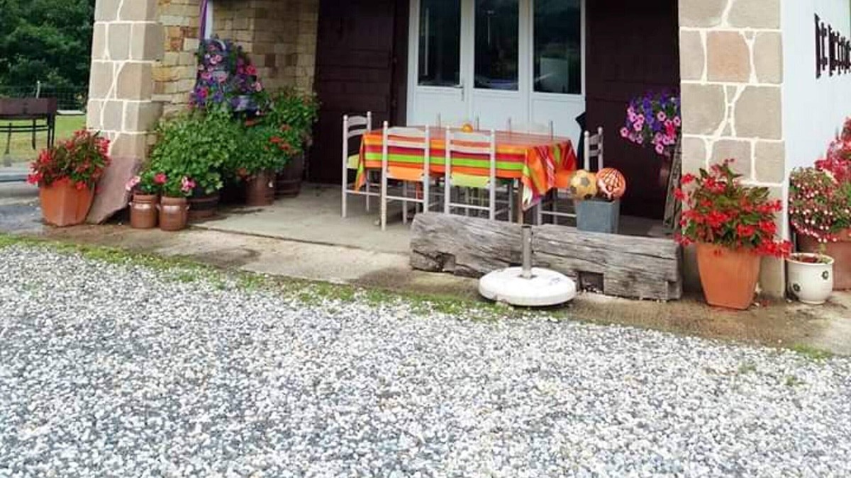 Itxassou House | Homerez - Big house for 10 ppl. with terrace at Itxassou