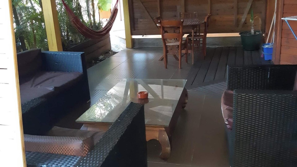 Le Gosier House | Homerez - Bungalow in Le Gosier