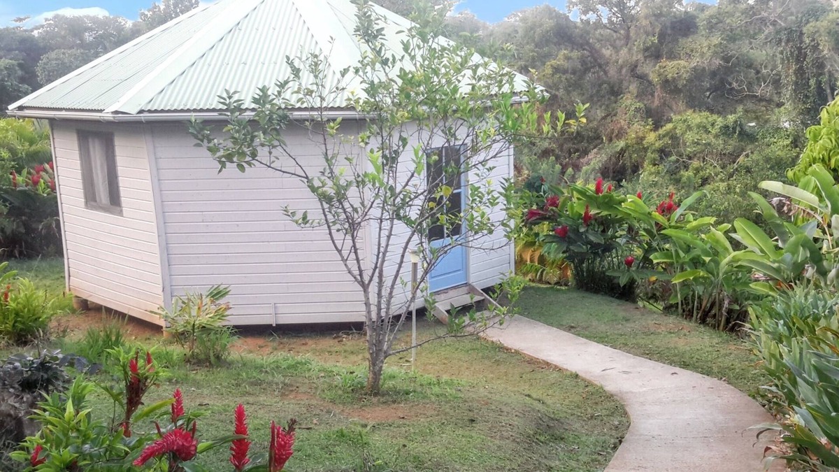 Le Robert House | Homerez - Bungalow in Le Robert