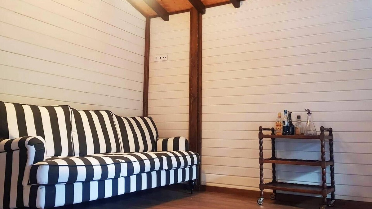 Branca Ski Chalet | Homerez - Chalet for 4 ppl. with shared pool and balcony at Albergaria-a-Velha