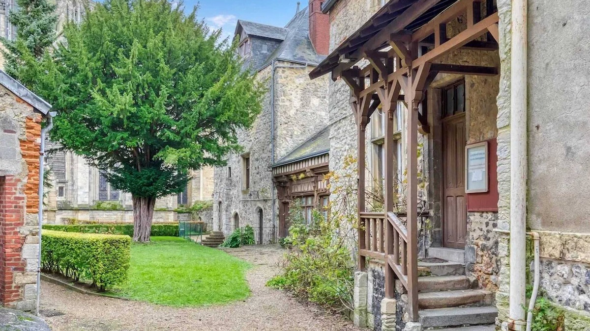 Fecamp Apartment | Homerez - Charming apartment in Fécamp: 35 sqm near the beaches