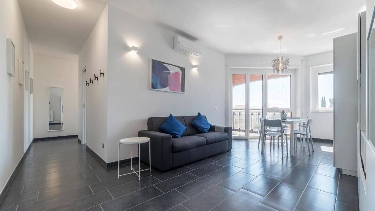 Quartiere XVII Trieste Apartment | Homerez - Charming Apartment in Rome + Internet