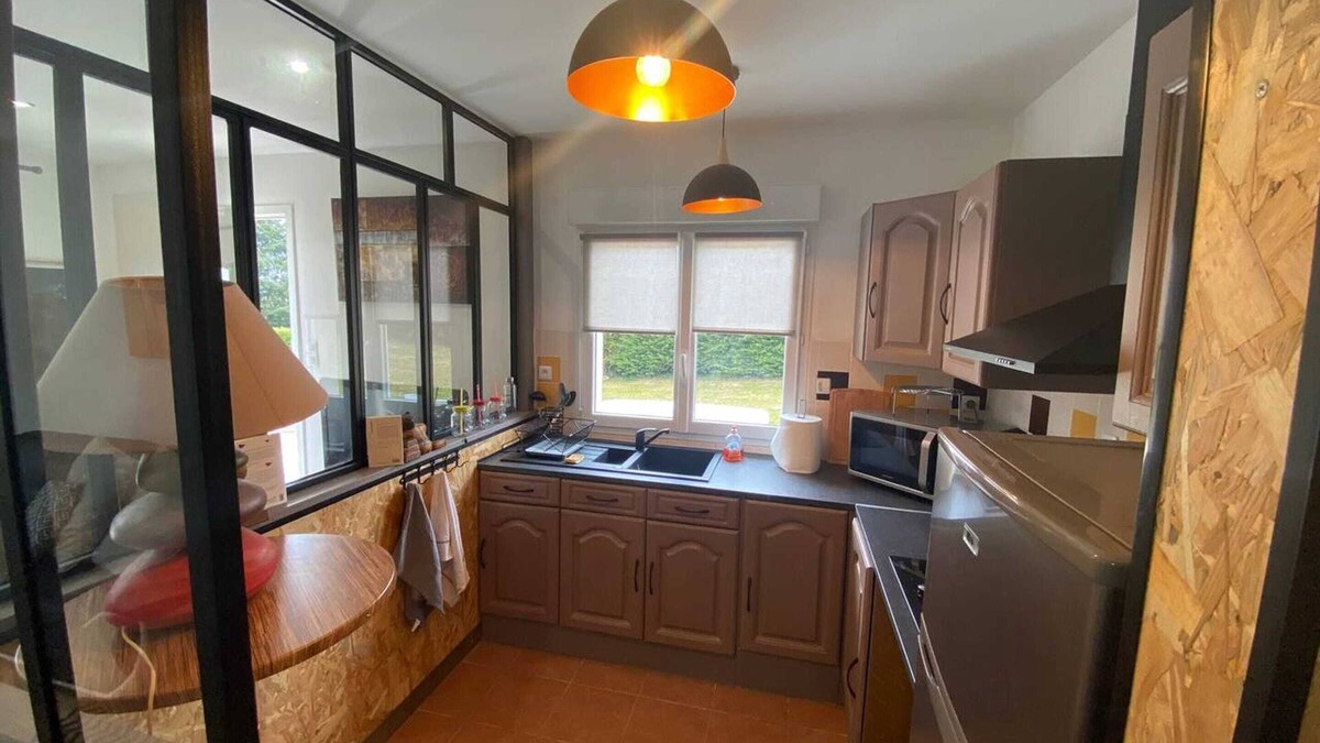 Saint-Vallier House | Homerez - Charming house in Saint-Vallier + terrace