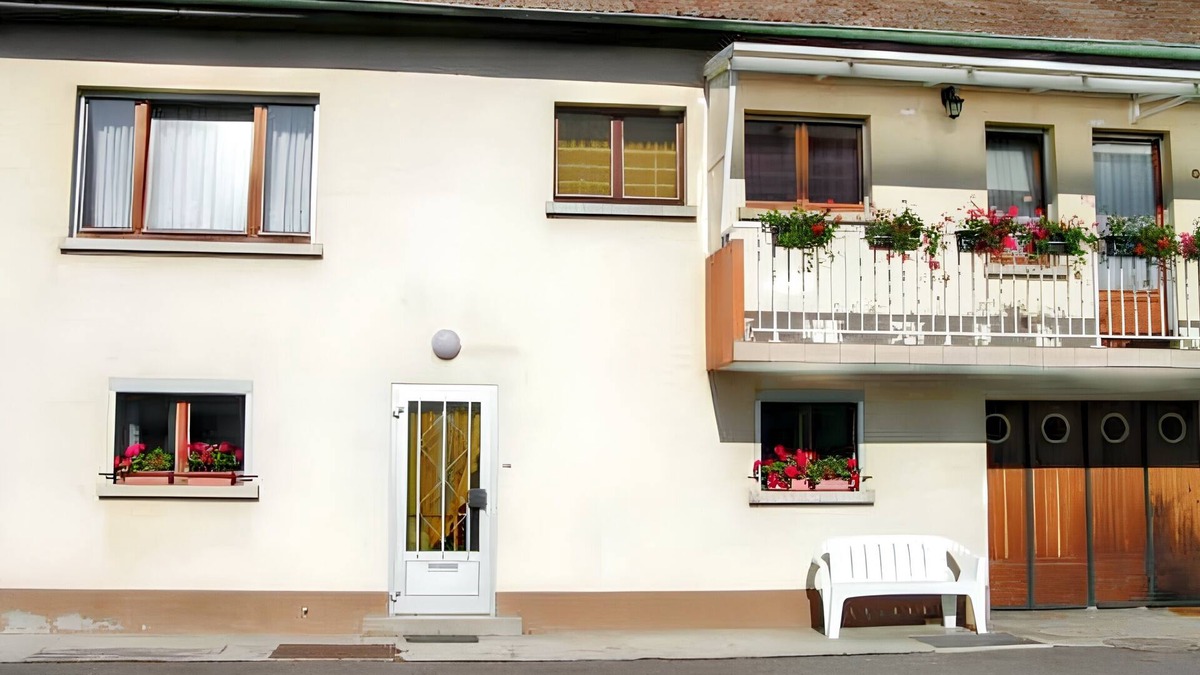 Berrwiller House | Homerez - Charming House in Berrwiller with Peaceful Garden