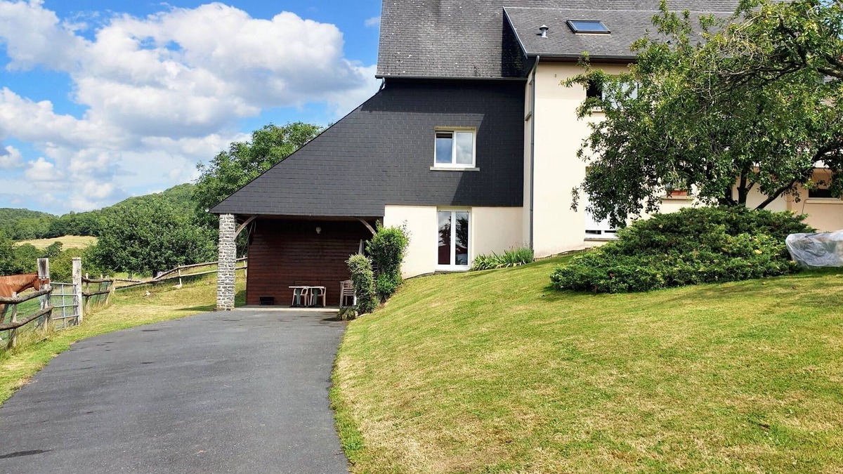 Saint-Remy House | Homerez - Charming house in Saint-Remy with enchanting garden