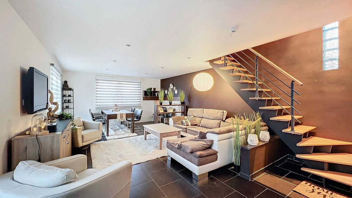 Incourt House | Homerez - Charming house in Glimes