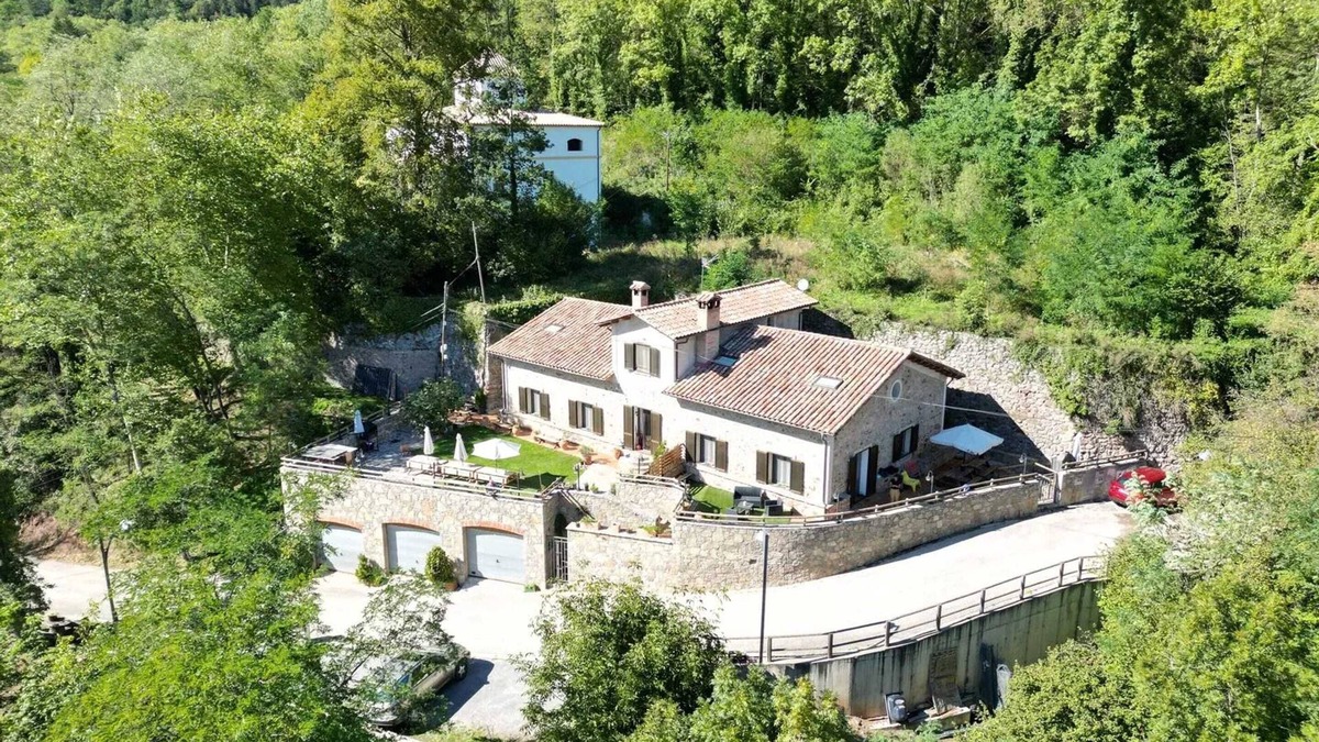 Ogassa House | Homerez - Charming House in Ogassa