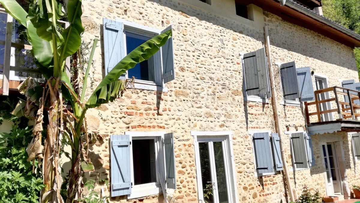 Gan House | Homerez - Charming House in Gan with Mountain View