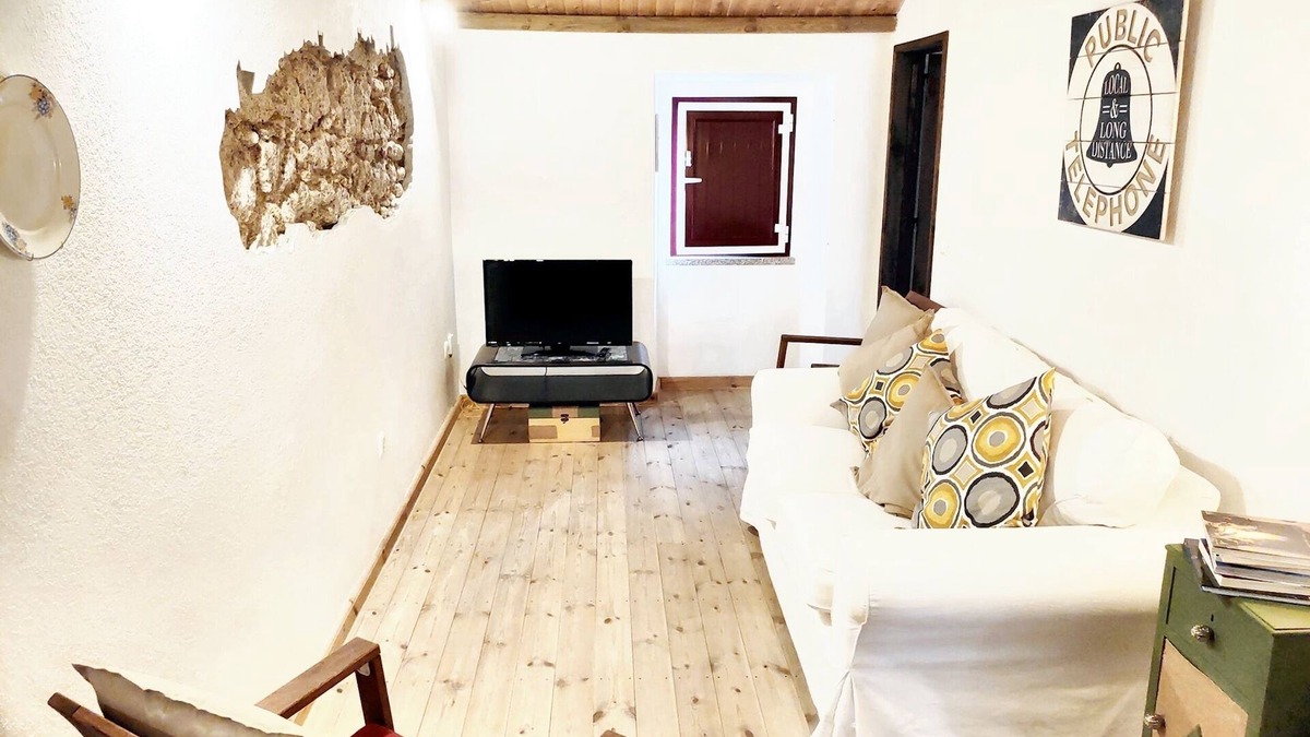 Beira House | Homerez - Charming House in Beirã with Enclosed Garden