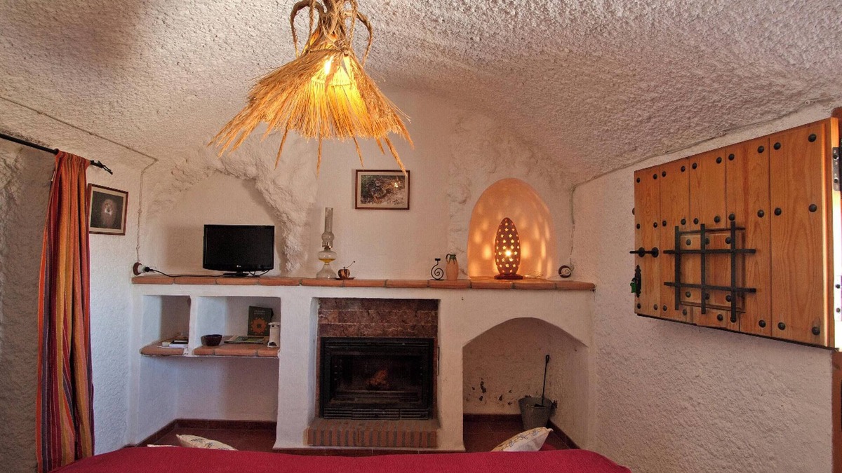 Gorafe House | Homerez - Charming rental with shared pool in Gorafe