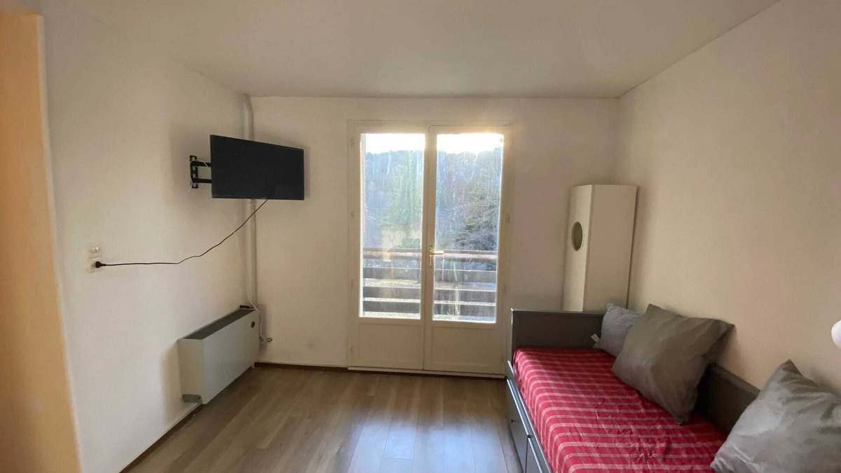 Laguiole Apartment | Homerez - Charming studio in Laguiole with mountain view 27 m²