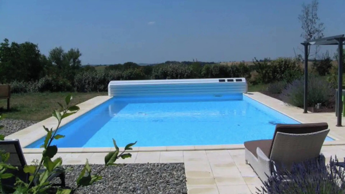 Lussan Villa | Homerez - Charming Villa in Gaujac with Private Pool and Garden