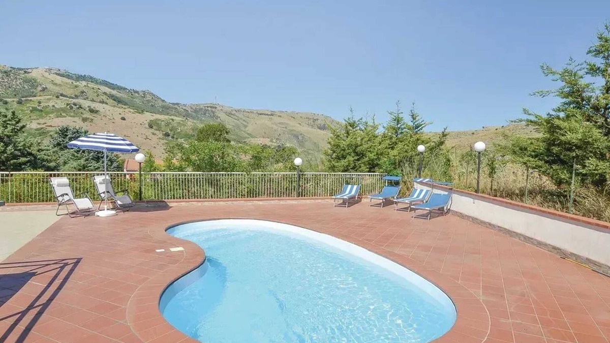 Monreale Villa | Homerez - Charming Villa in Monreale with Private Pool