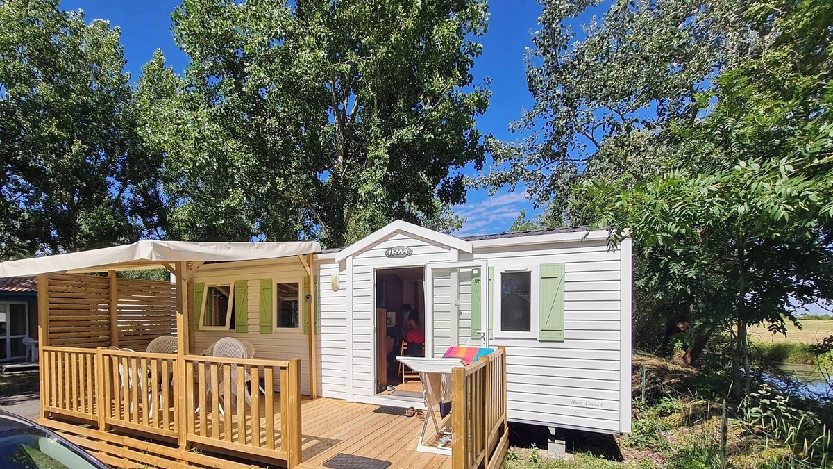 Angles House | Homerez - Comfortable bungalow in Angles with shared pool