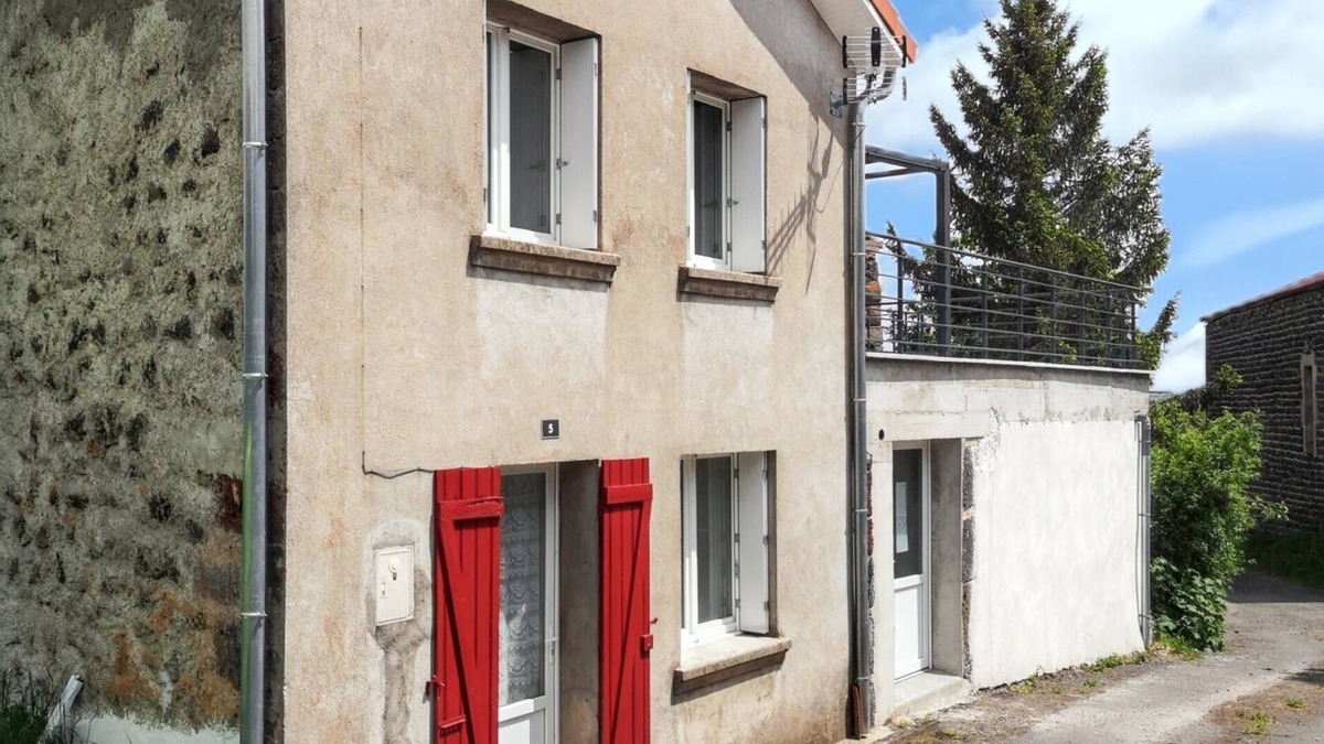 Vergezac House | Homerez - Comfortable House in Vergezac with Terrace