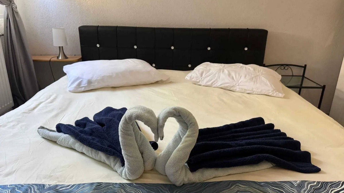 Bevaix Apartment | Homerez - Comfortable studio in Bevaix with mountain view - 30 m² + Spa
