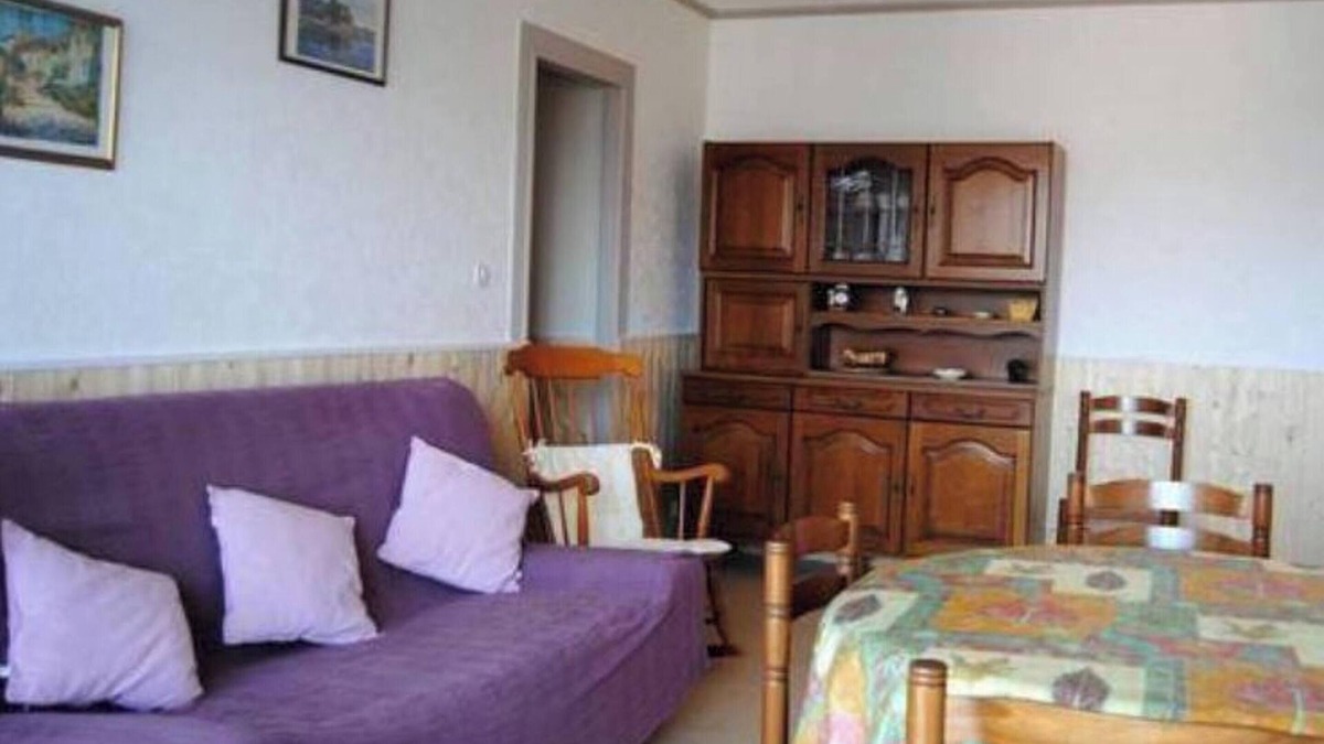 Villers-sur-Mer Apartment | Homerez - Cozy Apartment in Villers-sur-Mer, 50 m²