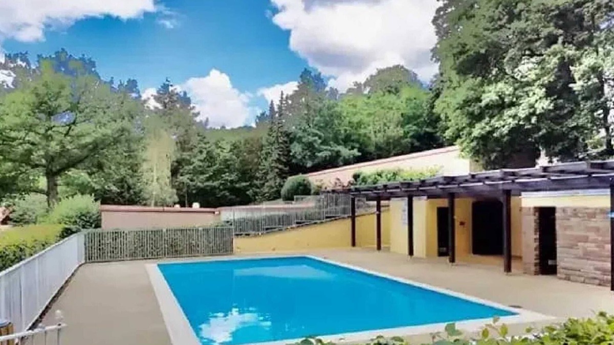 Klingenthal Apartment | Homerez - Cozy Apartment in Bœrsch