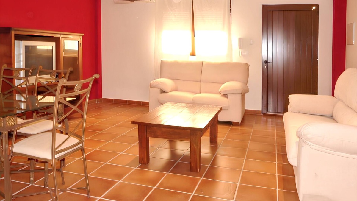 Villamiel House | Homerez - Cozy house in Villamiel with mountain view