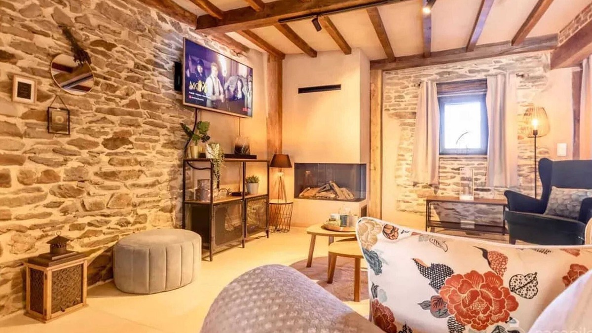 Gouvy House | Homerez - Cozy House with Jacuzzi in Gouvy