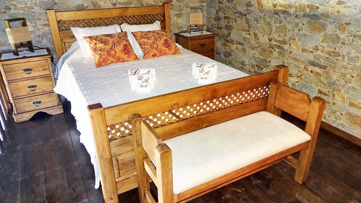Redondo House | Homerez - Cozy House with Terrace in Redondo