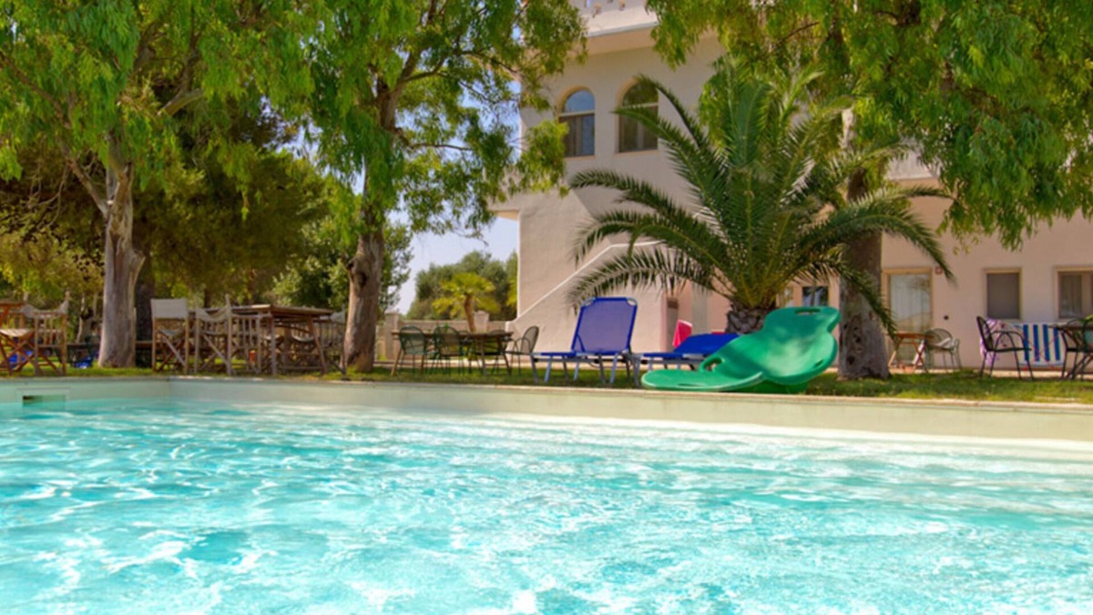 Campomarino di Maruggio Apartment | Homerez - Cozy apartment in Marina di Maruggio