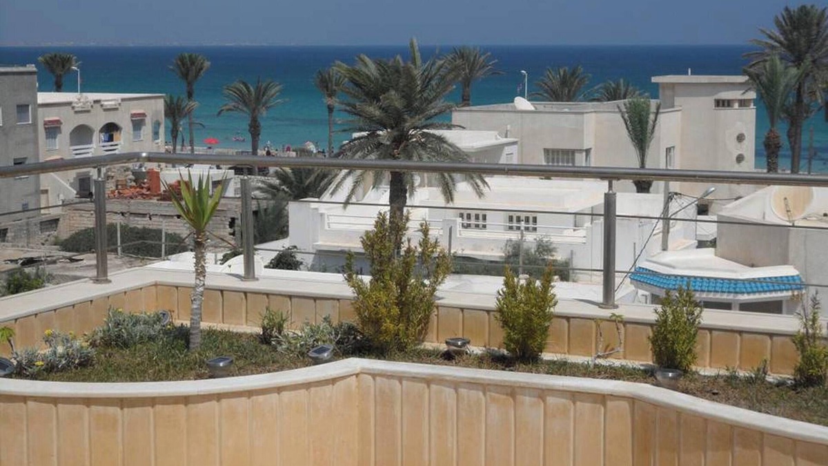 Mahdia Apartment | Homerez - Duplex apt in Mahdia