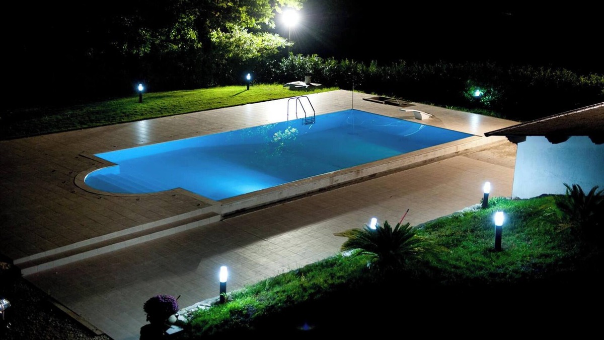 Montemiletto Apartment | Homerez - Elegant Studio in Montemiletto, 60 m² + Pool