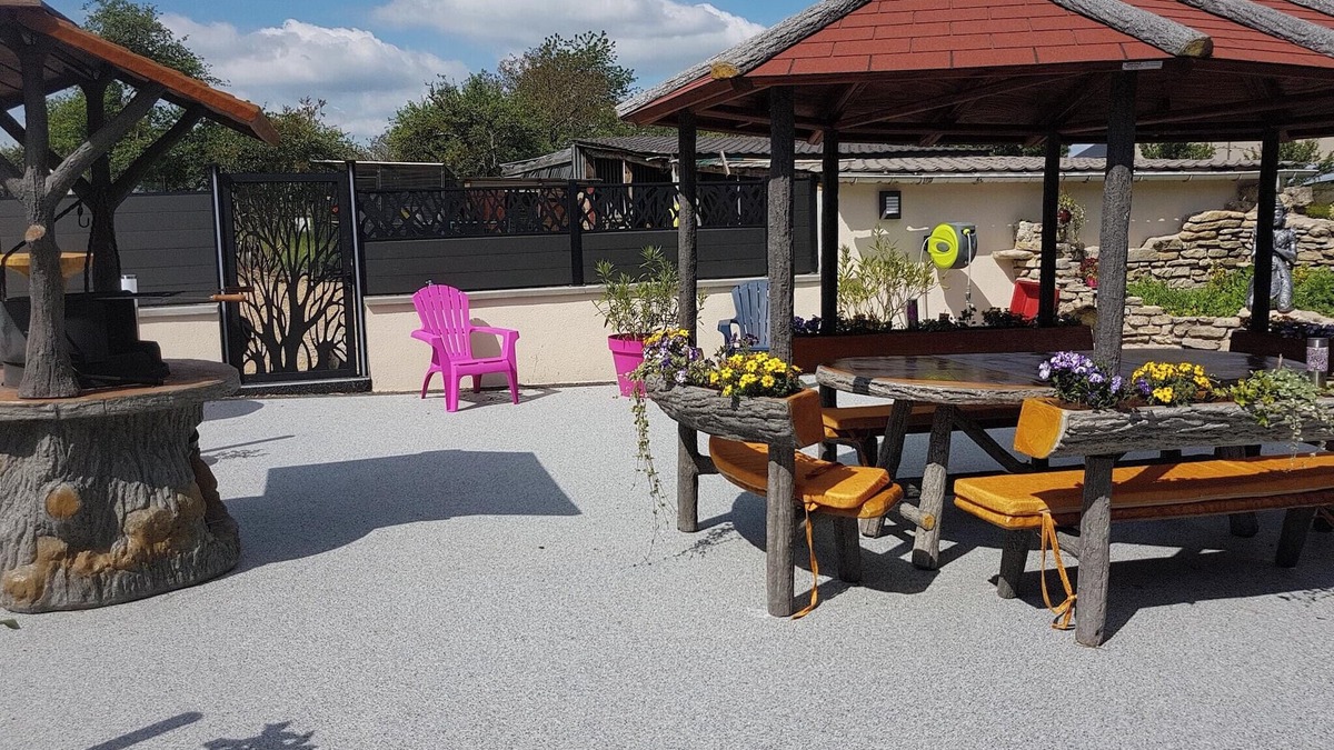 Ottonville Villa | Homerez - Elegant Villa in Ottonville with Private Pool.
