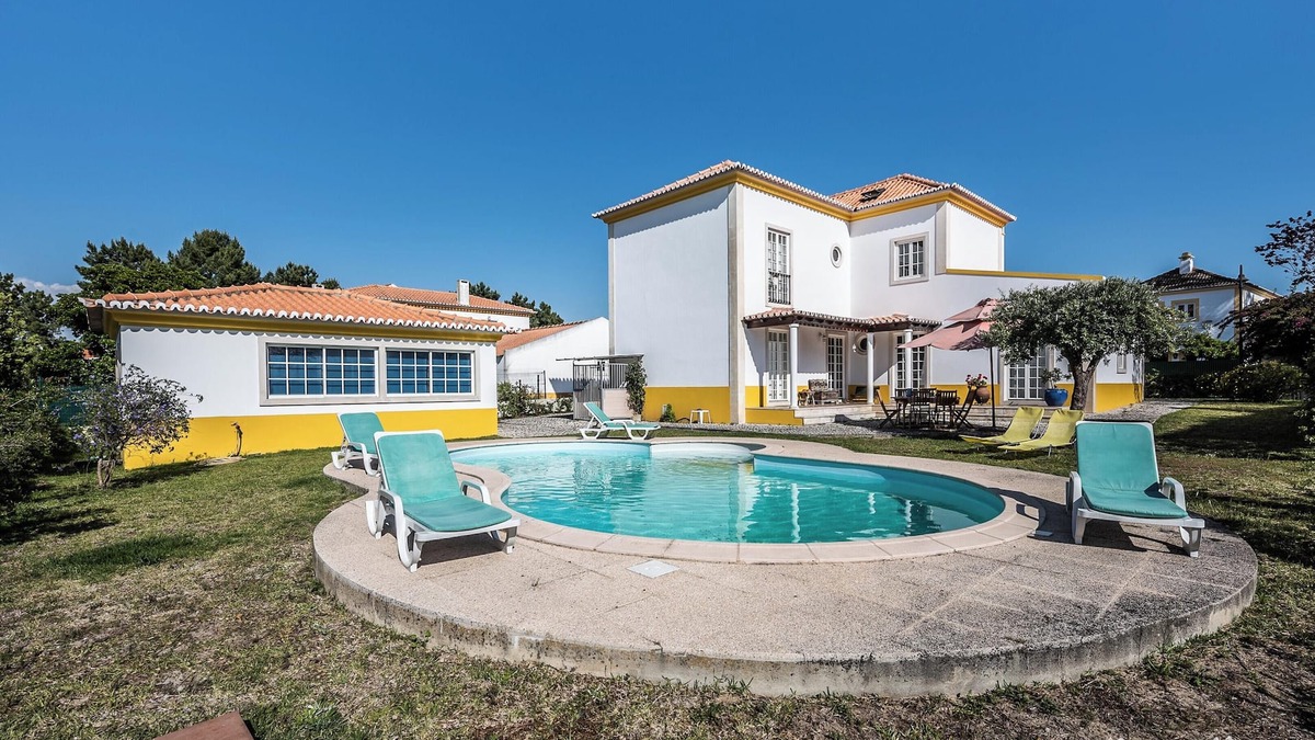 Sao Simao Villa | Homerez - Elegant Villa in Azeitão with Private Pool