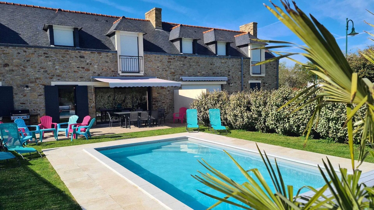 Baden Villa | Homerez - Elegant Villa in Baden with Private Pool