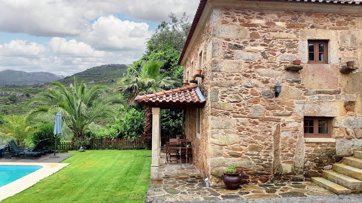 Caminha Villa | Homerez - Elegant Villa near Caminha with Private Pool