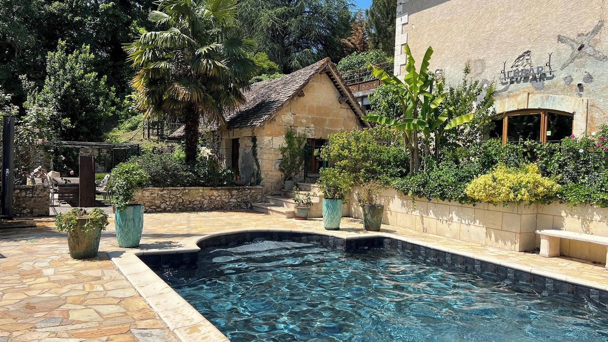 Saint-Front-de-Pradoux House | Homerez - House in Saint-Front-de-Pradoux