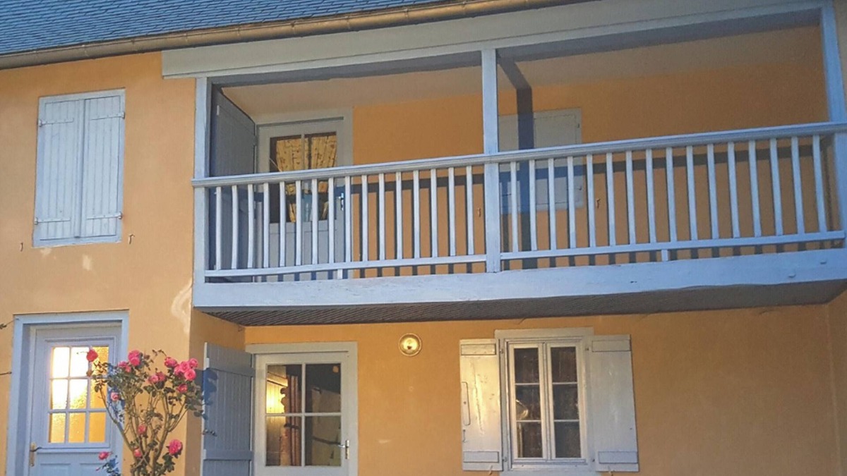 Sainte-Marie-de-Campan House | Homerez - House in Sainte-Marie de Campan
