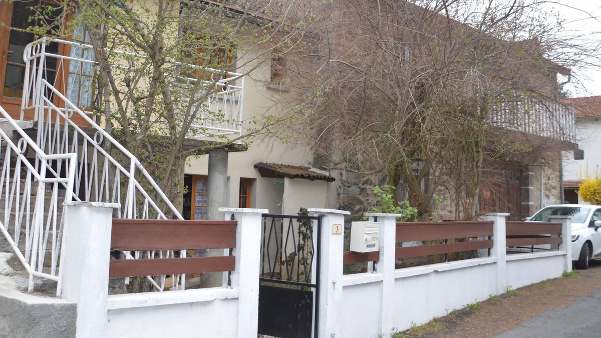 Ferrieres-Saint-Mary House | Homerez - House in Ferrières-Saint-Mary