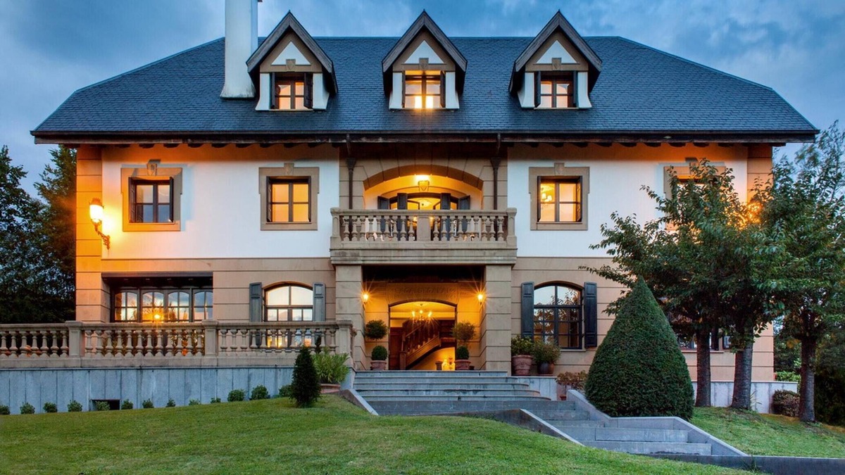 Oiartzun House | Homerez - House 10 km away from the beach for 8 ppl. with garden and terrace