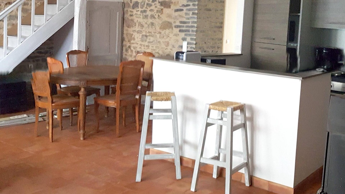 La Porcherie House | Homerez - House for 4 ppl. with shared pool, garden and terrace at La Porcherie
